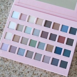 LORAC Mego Pro 4 Eyeshadow Palette